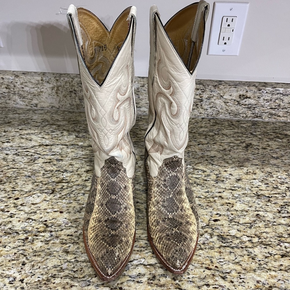 Cowtown Rattlesnake boots
